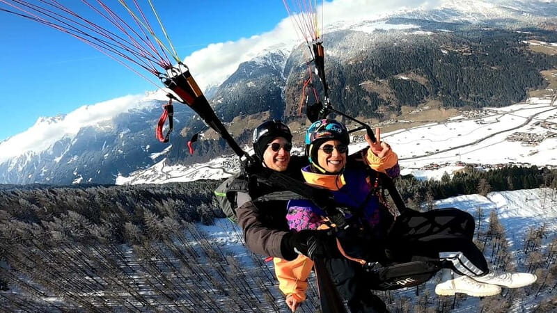 Neustift im Stubaital: Super Combo Paragliding Flight - The View and the Experience