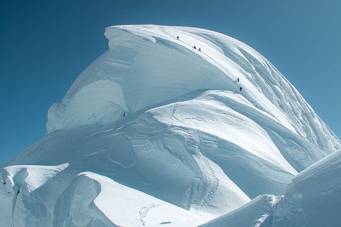 nevado-chopicalqui-expedition-6354-m-climbing-experience
