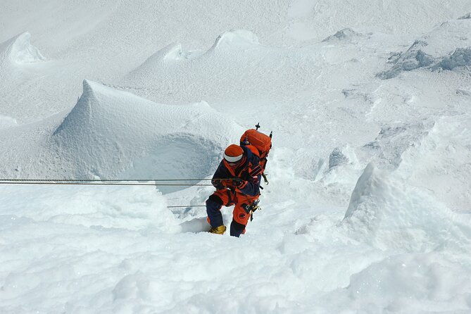 nevado-tocllaraju-expedition-6034-m-climb-the-cordillera-blanca