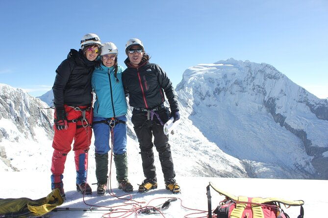 nevado-vallunaraju-multi-day-shared-tour