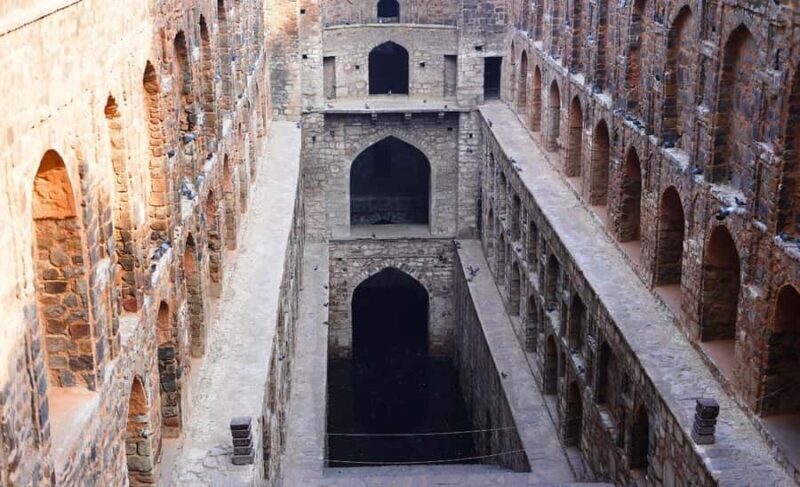 New Delhi: Connaught Place Walking Tour - A Close Look at the Connaught Place Walking Tour