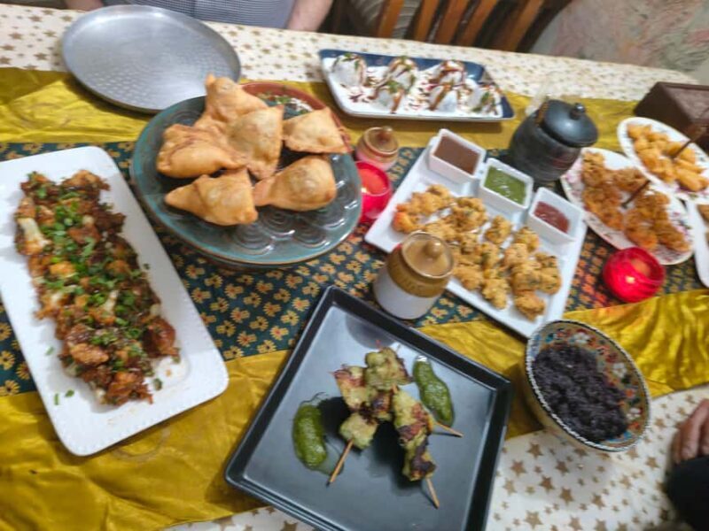 New Delhi: Full-Day Cooking Class learn 8 dishes with Locals - Authenticity and Cultural Insight in a Home Setting