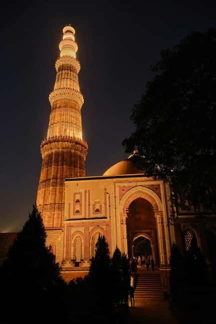 New Delhi: Qutub Minar Light & Sound Show Tour - Key Points