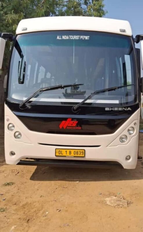 New Delhi: Same-Day Taj Mahal Group Tour at Economical Price - The Sum Up