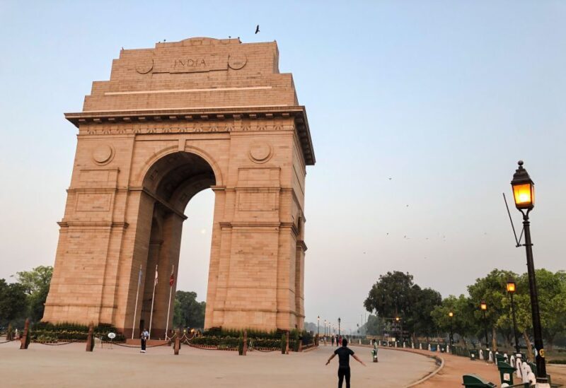 New Delhi: Walking Tour by Night - Exploring the Itinerary: What Youll Experience