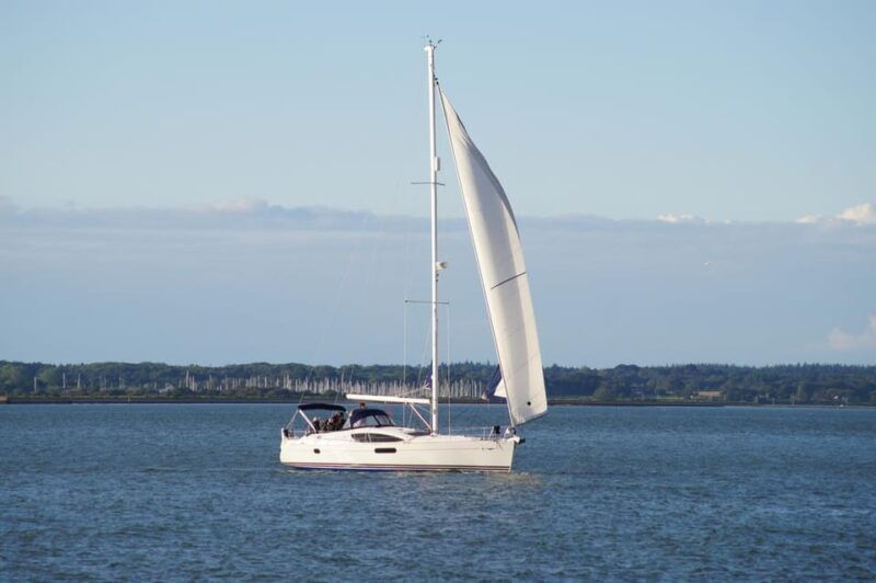new-forest-sail-with-lunch-or-dinner-from-lymington