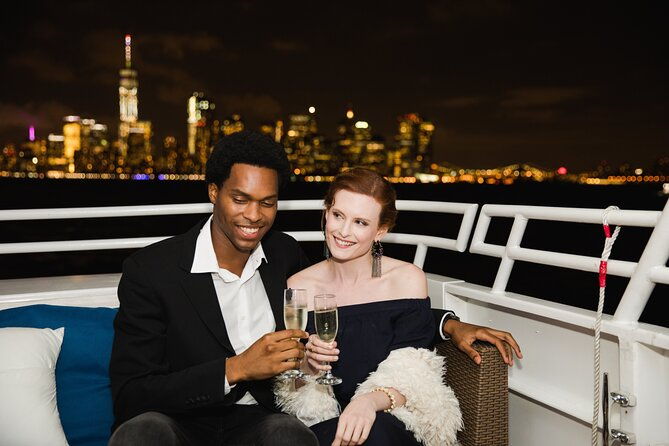 new-jersey-new-years-eve-buffet-dinner-cruise