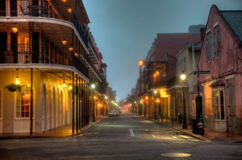 new-orleans-1-5-hour-vampire-tour-of-the-french-quarter