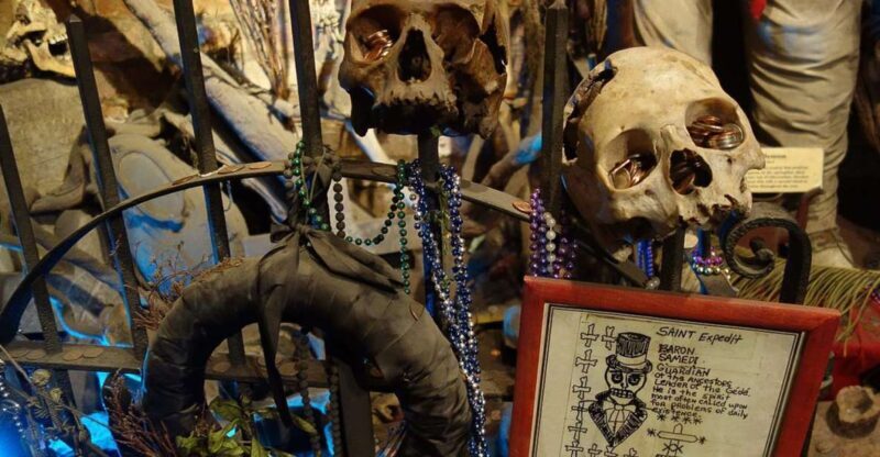 New Orleans: 1.5-Hour Voodoo History Evening Tour - Why the Guides Make the Difference