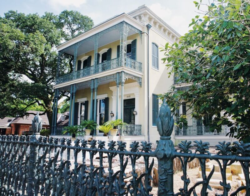 New Orleans: 2-Hour Homes of the Rich & Famous Walking Tour - An In-Depth Look at the Garden District Walking Tour