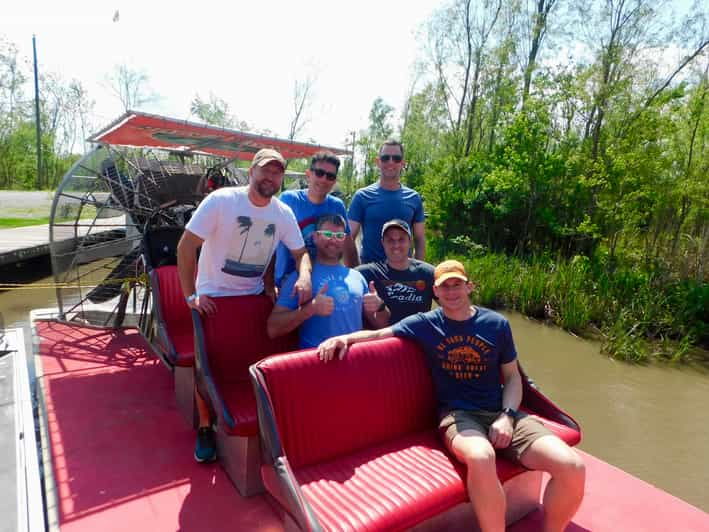 new-orleans-6-passenger-premium-airboat-swamp-tour