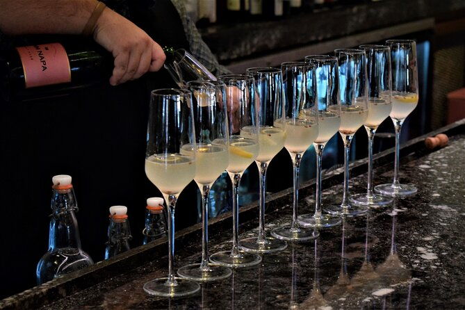 new-orleans-award-winning-cocktail-tour-of-the-french-quarter