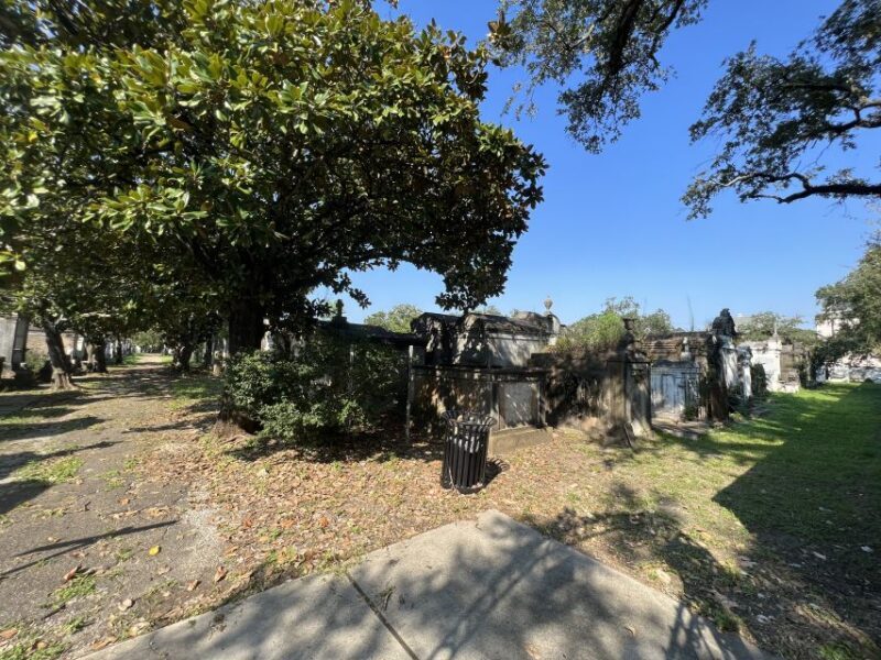 New Orleans : Best of Ghost & Voodoo Experience Walking Tour - Introduction
