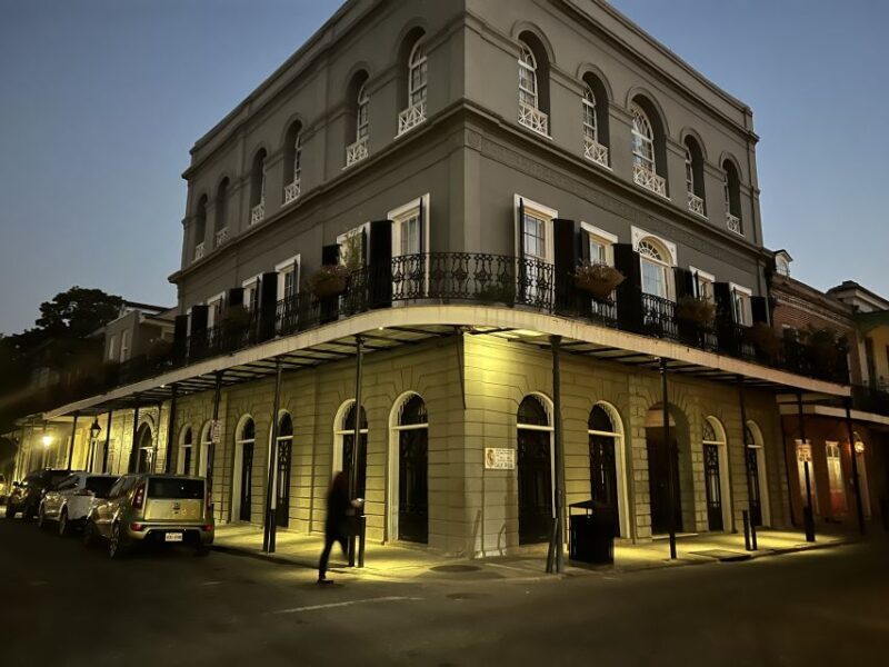 New Orleans : Best of Ghost & Voodoo Experience Walking Tour - Key Points