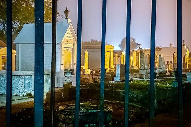 new-orleans-cemetery-walking-tour