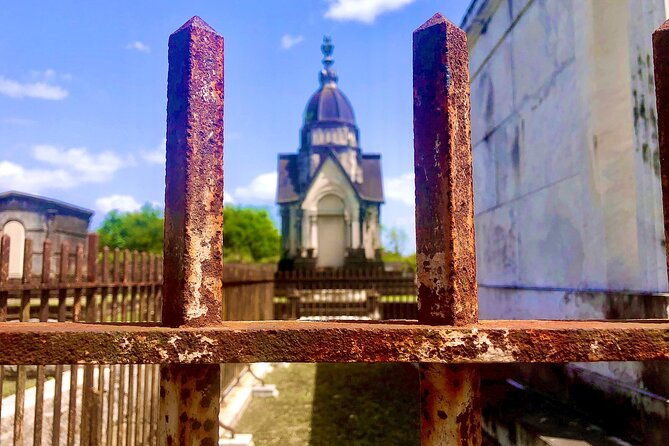 new-orleans-cemetery-walking-tour