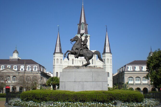new-orleans-city-wide-and-plantation-driving-tour