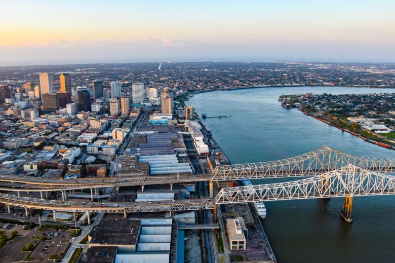 new-orleans-daytime-city-helicopter-tour