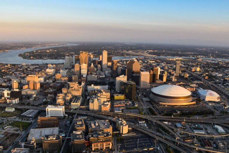 new-orleans-daytime-city-helicopter-tour