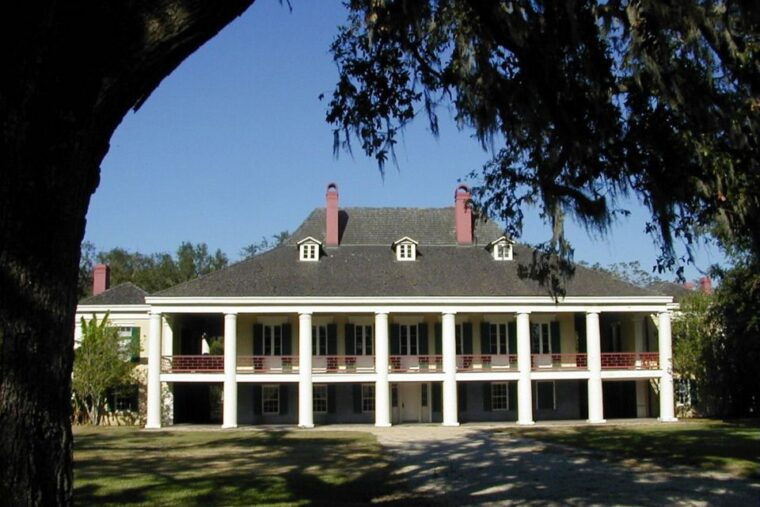 new-orleans-destrehan-plantation-airboat-combo-tour