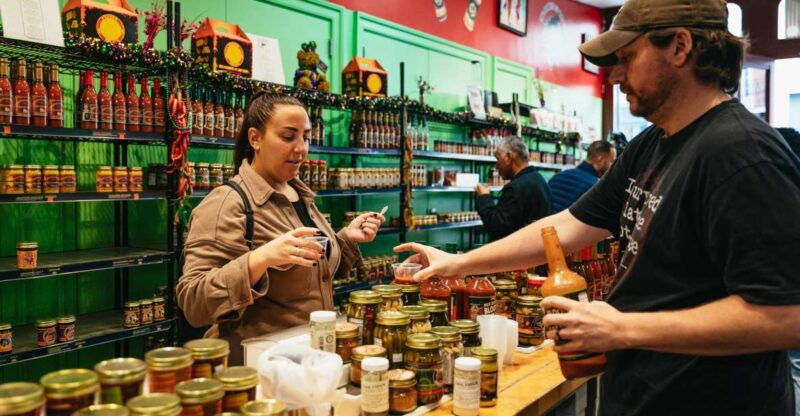 new-orleans-french-quarter-food-walking-tour-with-tastings