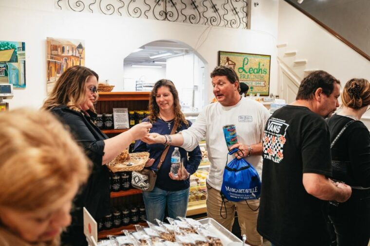 new-orleans-french-quarter-food-walking-tour-with-tastings