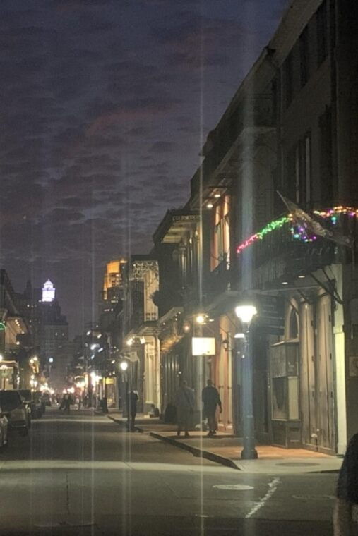 new-orleans-french-quarter-ghosts-and-true-crime-tour