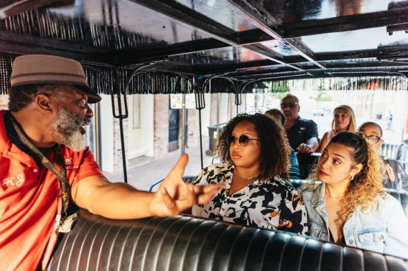 new-orleans-french-quarter-sightseeing-carriage-ride