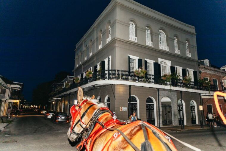 new-orleans-french-quarter-sightseeing-carriage-ride