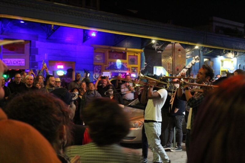new-orleans-frenchmen-street-vip-live-music-pub-crawl