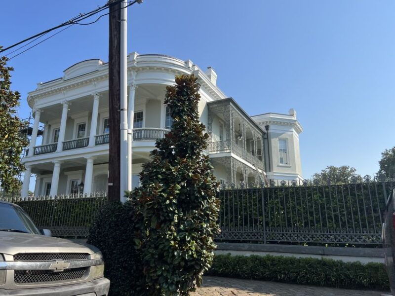 new-orleans-garden-district-architecture-walking-tour
