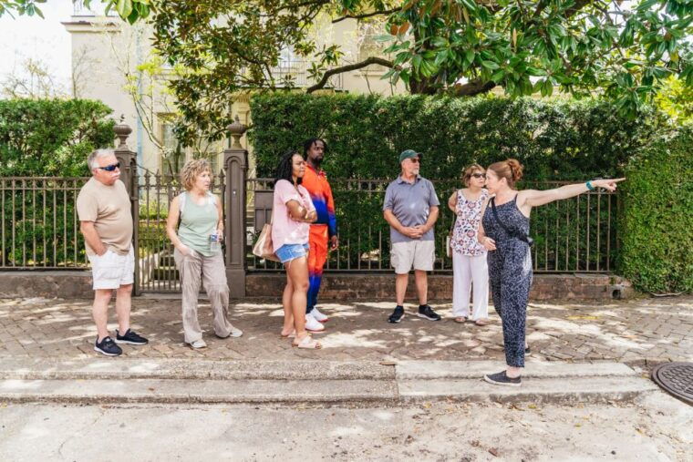 new-orleans-garden-district-food-drinks-history-tour