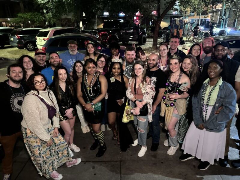 new-orleans-ghost-and-haunted-pub-crawl-tour-with-free-shot