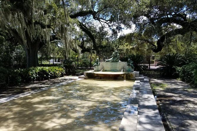 New Orleans Homes of the Rich and Famous Tour of the Garden District - Frequently Asked Questions