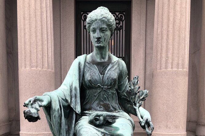 New Orleans Metairie Cemetery Tour: Millionaires and Mausoleums - The Itinerary Breakdown: What to Expect