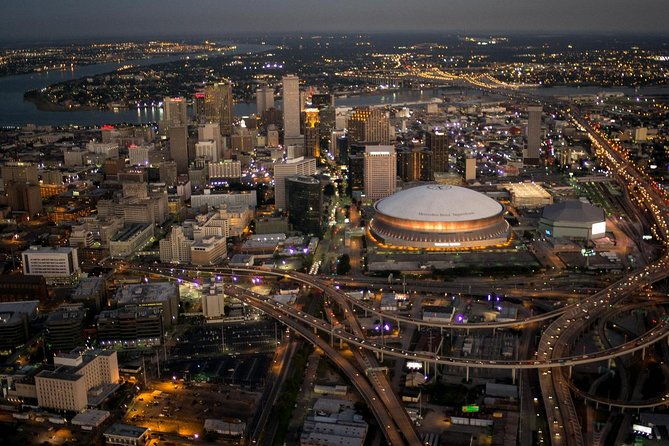 new-orleans-night-sightseeing-flight-2