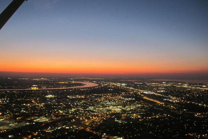 new-orleans-night-sightseeing-flight-2