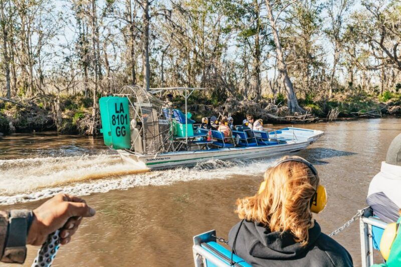 new-orleans-oak-alley-plantation-airboat-swamp-combo-tour
