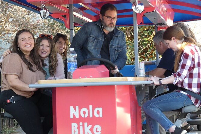 new-orleans-party-bike-bar-tour-murals-history-and-bar-hop
