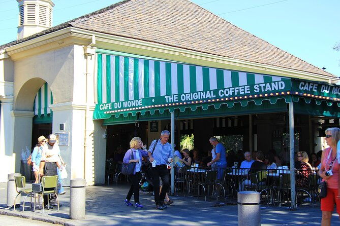 new-orleans-private-city-and-cemetery-tour-up-to-24-passengers