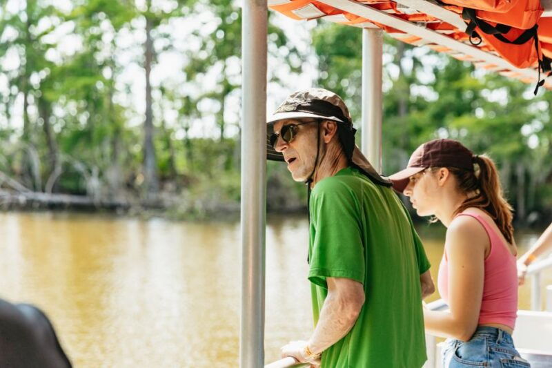new-orleans-swamp-bayou-boat-tour-with-transportation