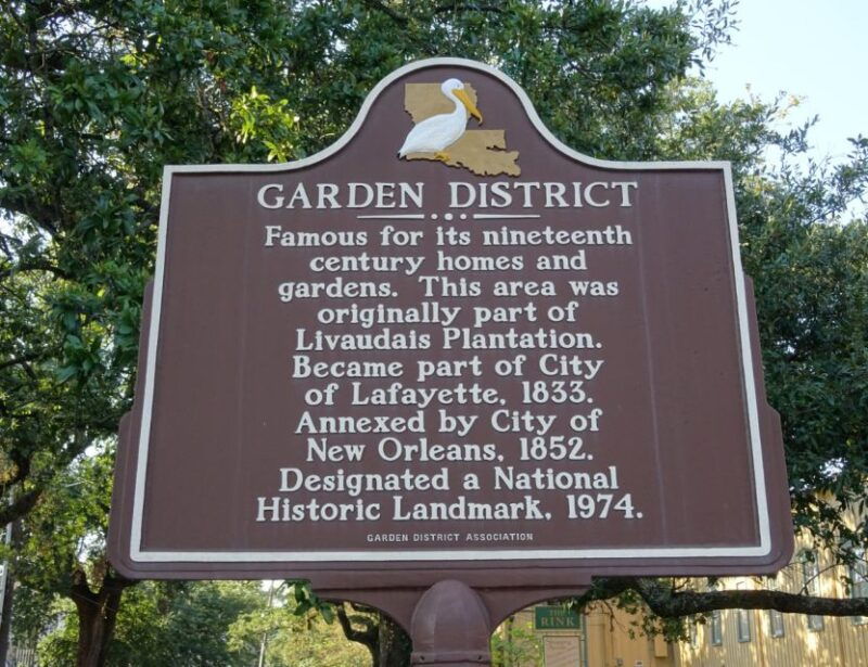 new-orleans-tombs-and-mansions-of-the-garden-district