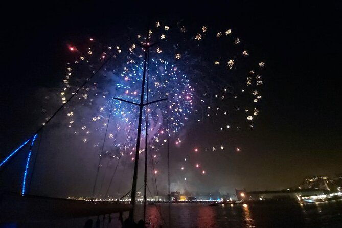 new-years-eve-on-a-boat-with-champagne-and-fireworks