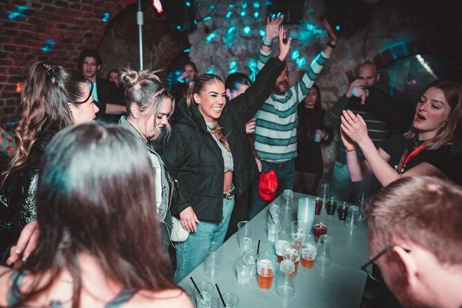 new-years-eve-pub-crawl-with-2-hour-unlimited-alcohol-vip-entry-to-best-clubs