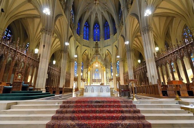 new-york-christmas-holiday-small-group-walking-tour