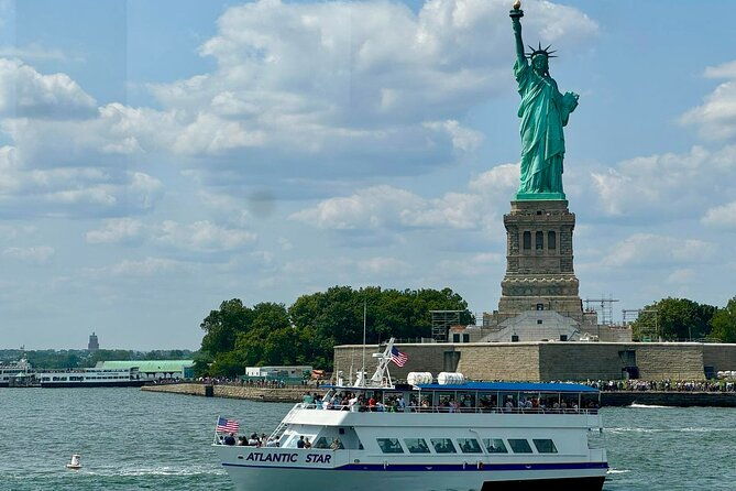new-york-city-90-minute-cruise-lady-liberty-bridges-and-skyline
