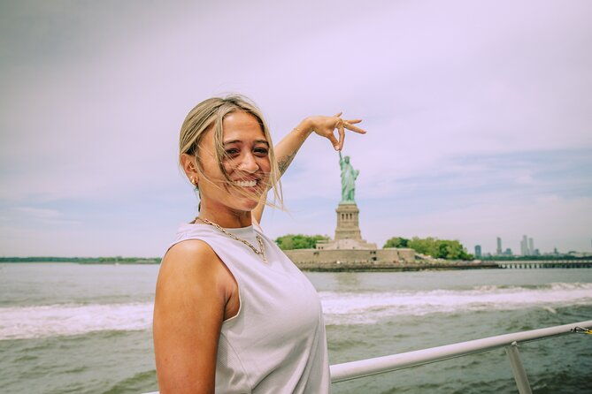 new-york-city-90-minute-cruise-lady-liberty-bridges-and-skyline