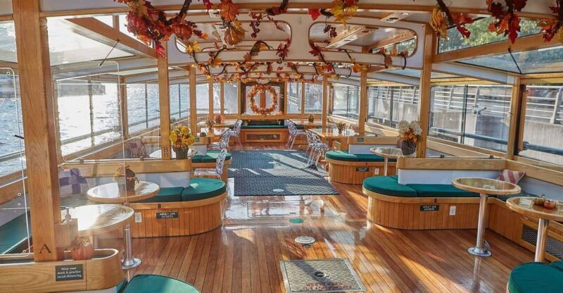 new-york-city-afternoon-fall-foliage-lunch-cruise