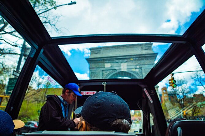 new-york-city-at-night-bus-tour