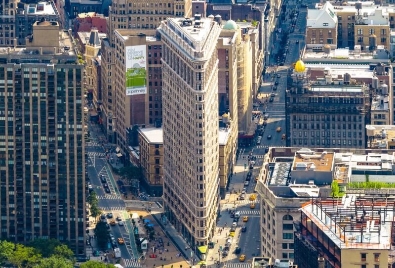 New York City: Brooklyn Bridge and Manhattan Guided Tour - Who Should Consider This Tour?